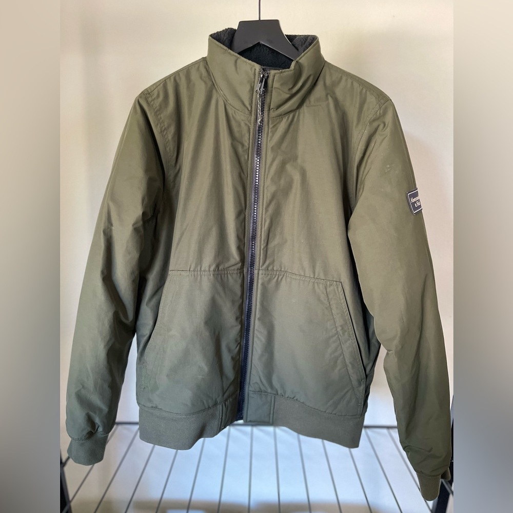 Abercrombie & Fitch Medium Men’s Fleece-Lined Ski Jacket